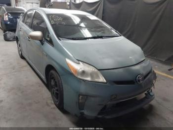  Salvage Toyota Prius