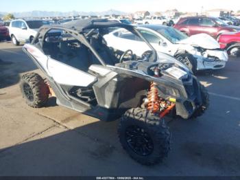  Salvage Can-Am Maverick X3
