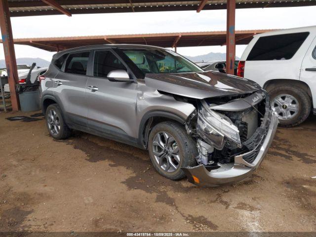  Salvage Kia Seltos