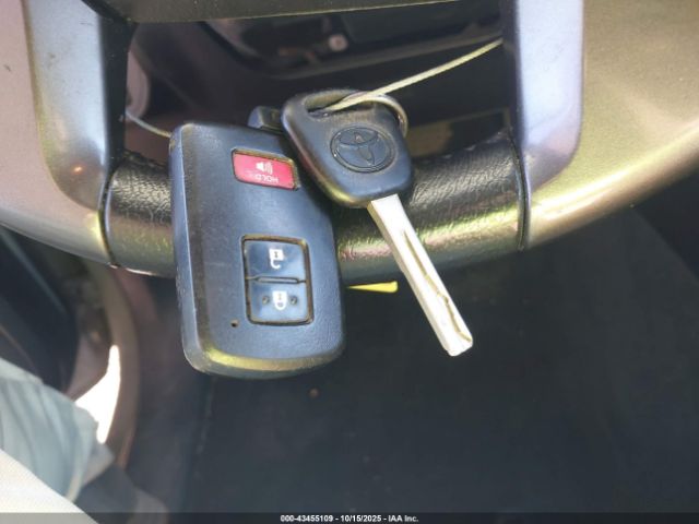 Toyota Tacoma Trd Off Road Image 15