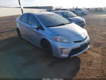  Salvage Toyota Prius