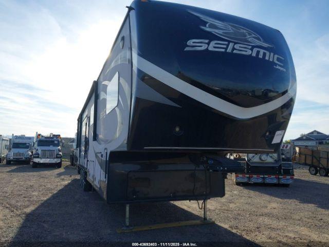  Salvage Jayco Seismic 4112