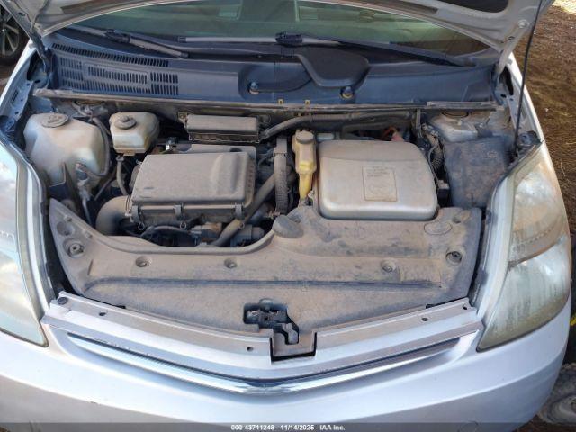 Toyota Prius Image 4