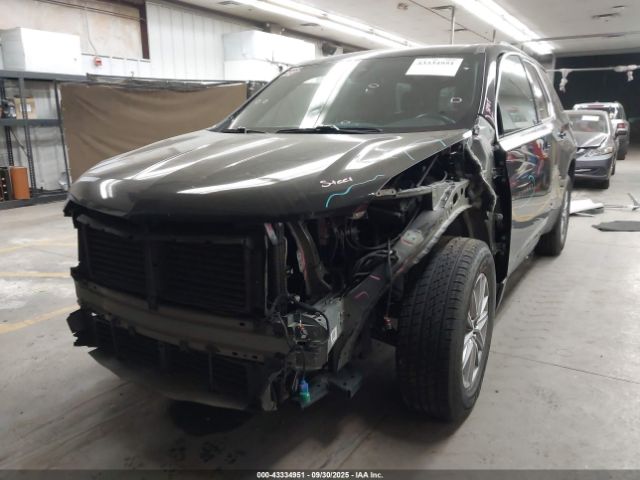 Chevrolet Traverse Awd Lt Cloth Image 16