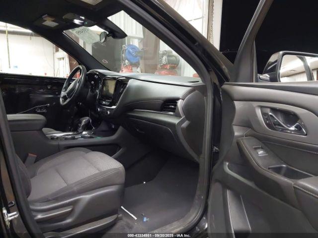 Chevrolet Traverse Awd Lt Cloth Image 6