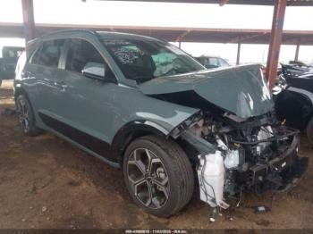  Salvage Kia Niro