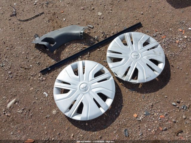 Mitsubishi Mirage Es Image 5