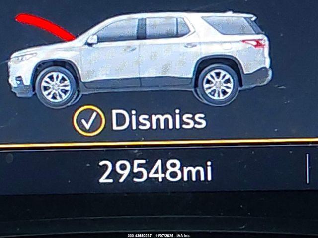 Chevrolet Traverse Awd Lt Cloth Image 11