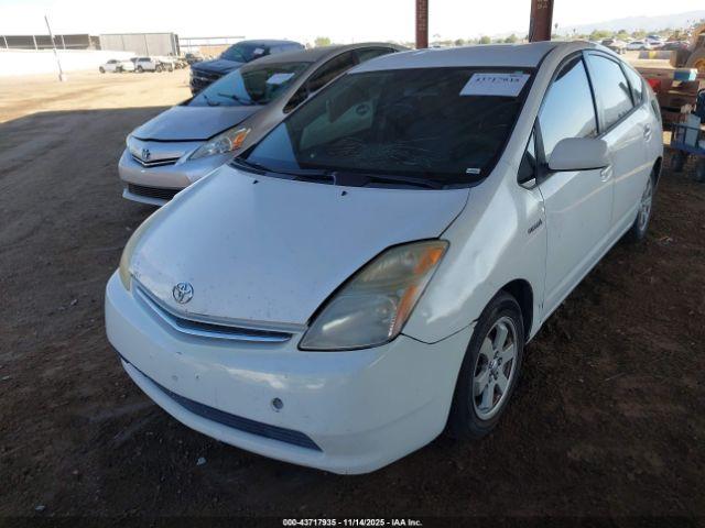 Toyota Prius Image 8
