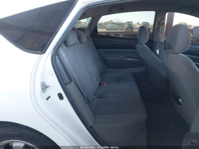 Toyota Prius Image 10