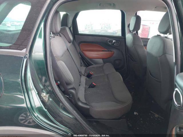 FIAT 500L Trekking Image 10