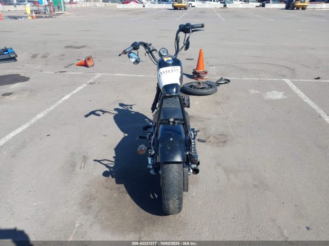 Harley-Davidson Xl883 Iron 883 Image 14