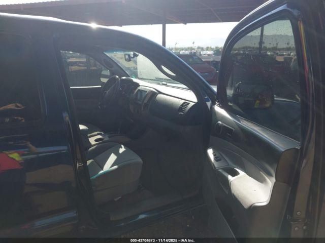 Toyota Tacoma Base V6 Image 4