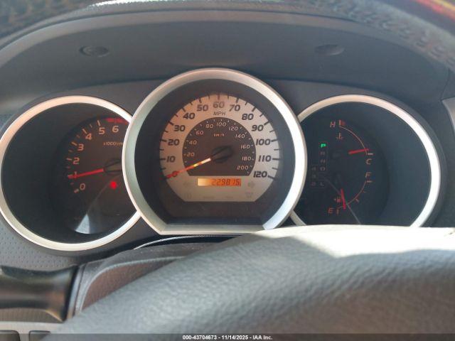 Toyota Tacoma Base V6 Image 10