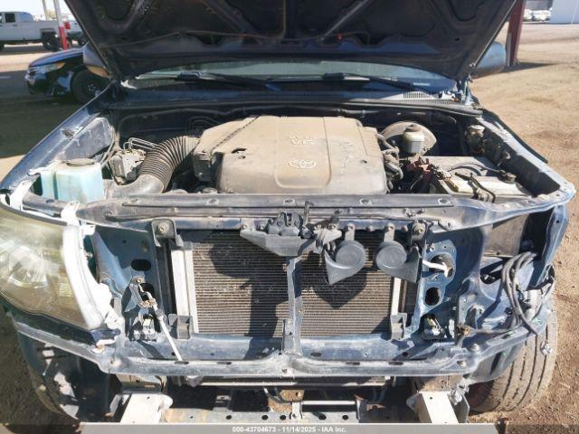 Toyota Tacoma Base V6 Image 9