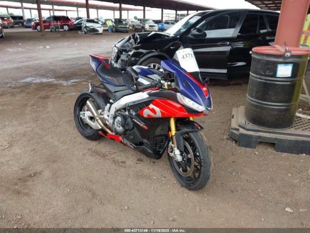  Salvage Aprilia Rsv4