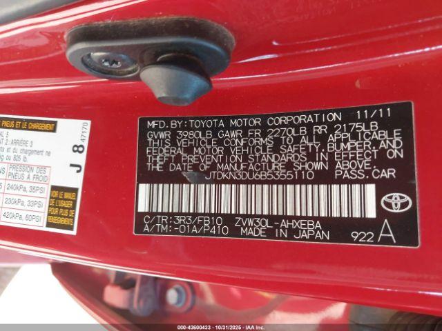 Toyota Prius Two Image 9