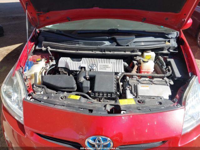 Toyota Prius Two Image 5