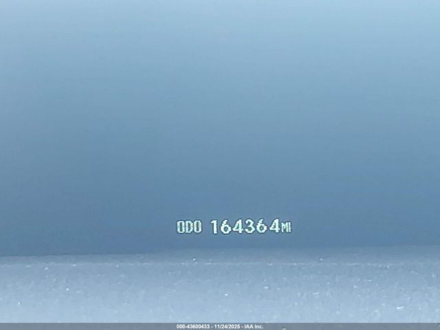 Toyota Prius Two Image 13