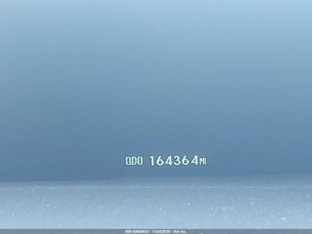 Toyota Prius Two Image 13