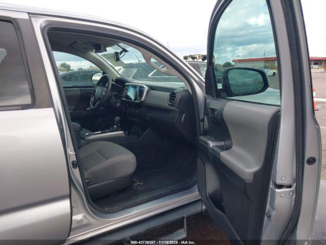 Toyota Tacoma Sr5 V6 Image 3