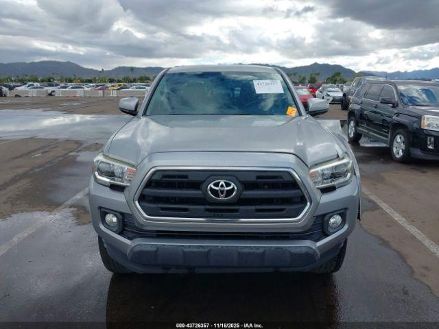 Toyota Tacoma Sr5 V6 Image 9