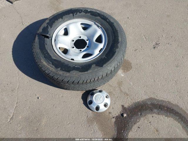 Toyota Tacoma Prerunner V6 Image 8