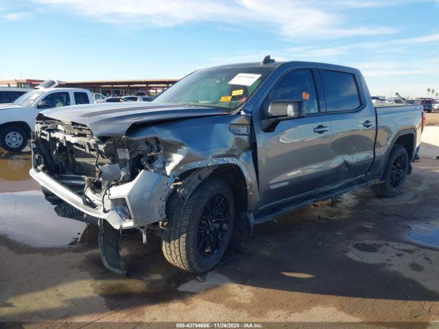 GMC Sierra 1500 4wd  Short Box Elevation Image 3