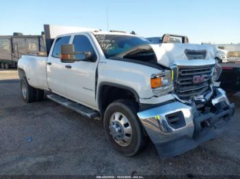  Salvage General Motors Sierra 3500HD
