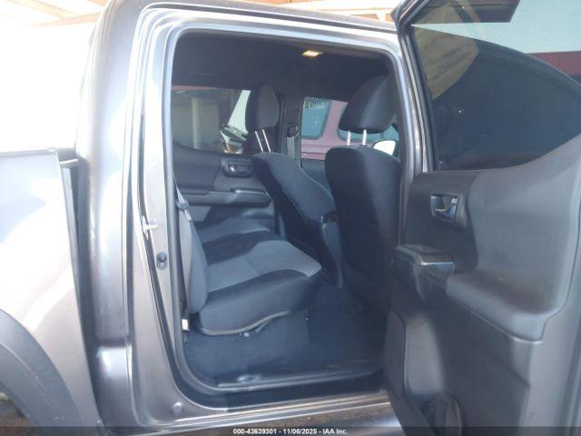 Toyota Tacoma Trd Off-road Image 15