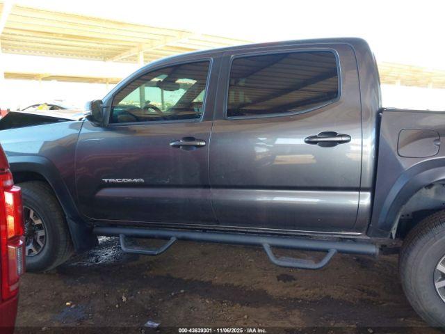 Toyota Tacoma Trd Off-road Image 13