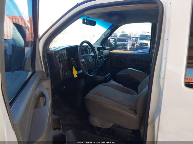 Chevrolet Express Ls Image 12