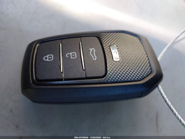 Toyota Prius Image 6