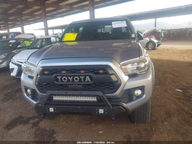 Toyota Tacoma Trd Off Road Image 12