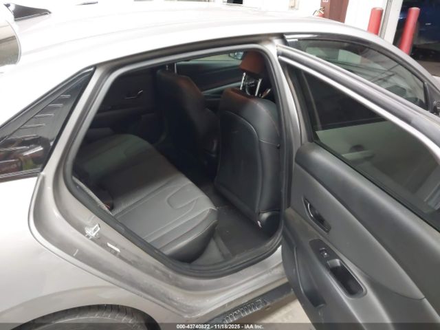 Hyundai ELANTRA N Line Image 15