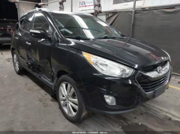  Salvage Hyundai TUCSON