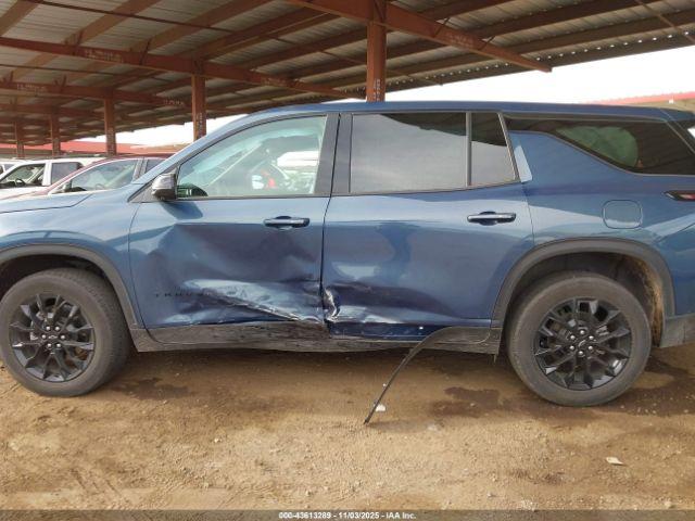 Chevrolet Traverse Fwd Ls Image 11