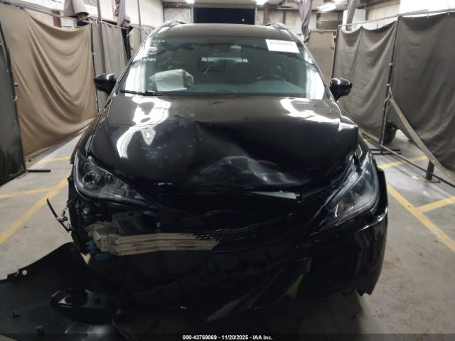 Chrysler Pacifica Limited Image 6