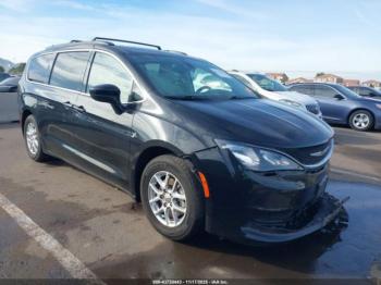  Salvage Chrysler Voyager