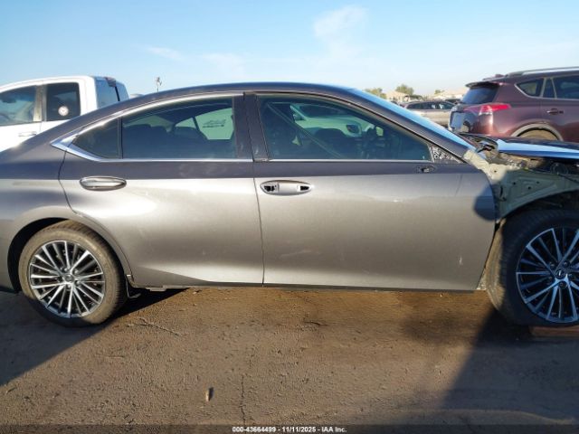 Lexus Es Image 10