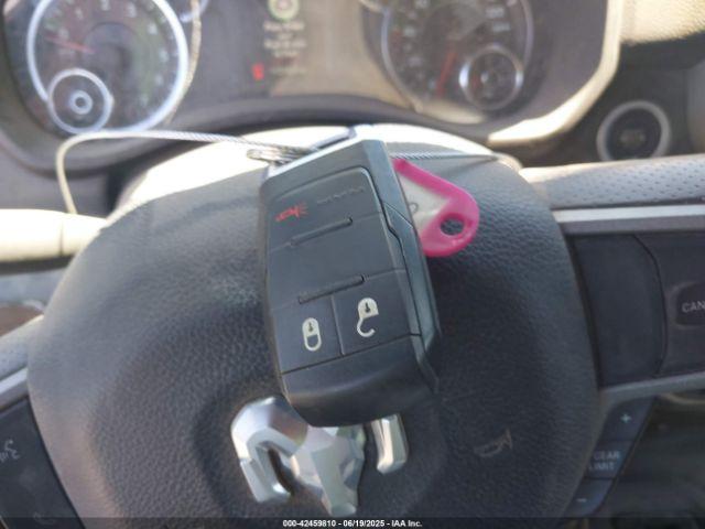 Ram 3500 Tradesman  4x4 8' Box Image 13