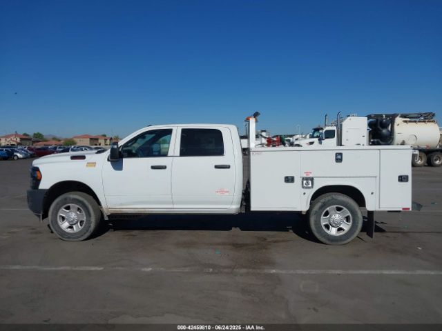 Ram 3500 Tradesman  4x4 8' Box Image 11