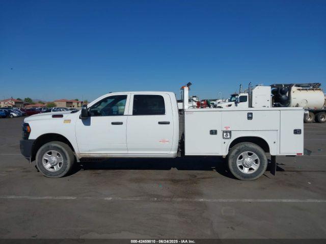 Ram 3500 Tradesman  4x4 8' Box Image 11