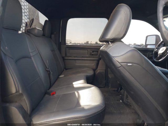 Ram 3500 Tradesman  4x4 8' Box Image 7