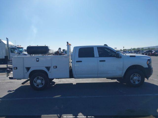 Ram 3500 Tradesman  4x4 8' Box Image 14