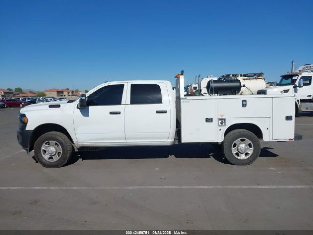 Ram 3500 Tradesman  4x4 8' Box Image 8