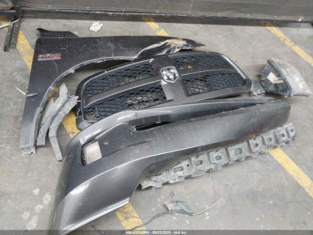 Ram 1500 Express  4x4 5'7 Box Image 10