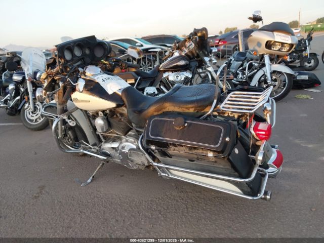 Harley-Davidson Flhtp Image 3