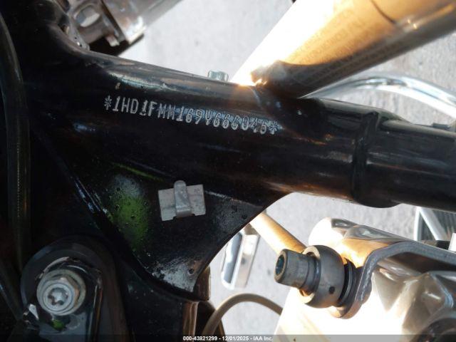 Harley-Davidson Flhtp Image 5