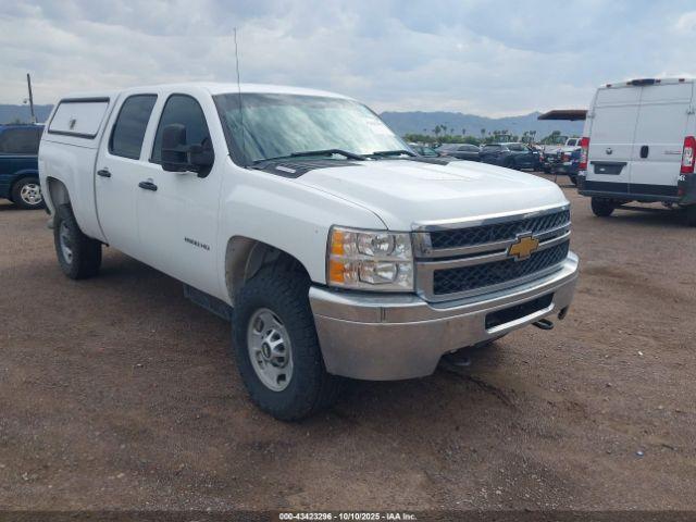  Salvage Chevrolet Silverado 2500